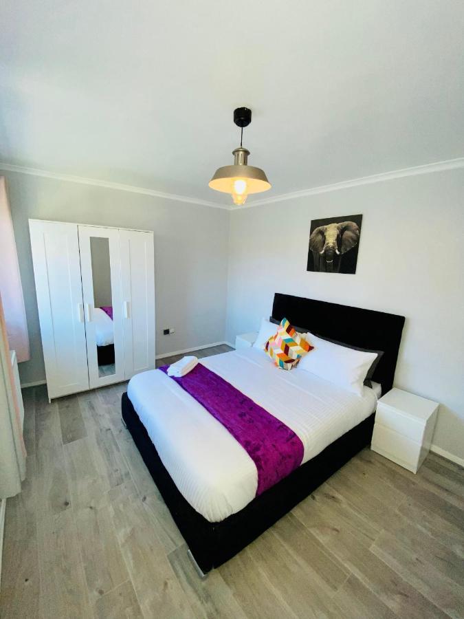 Bright, Spacious, Modern Interior Decor 2 Bedrooms Apartment With Amazing Views Лондон Экстерьер фото